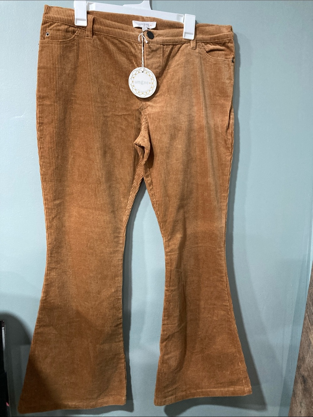 Umgee Corduroy Flare Jeans in Camel Flare waist 18’ - Picture 2 of 4
